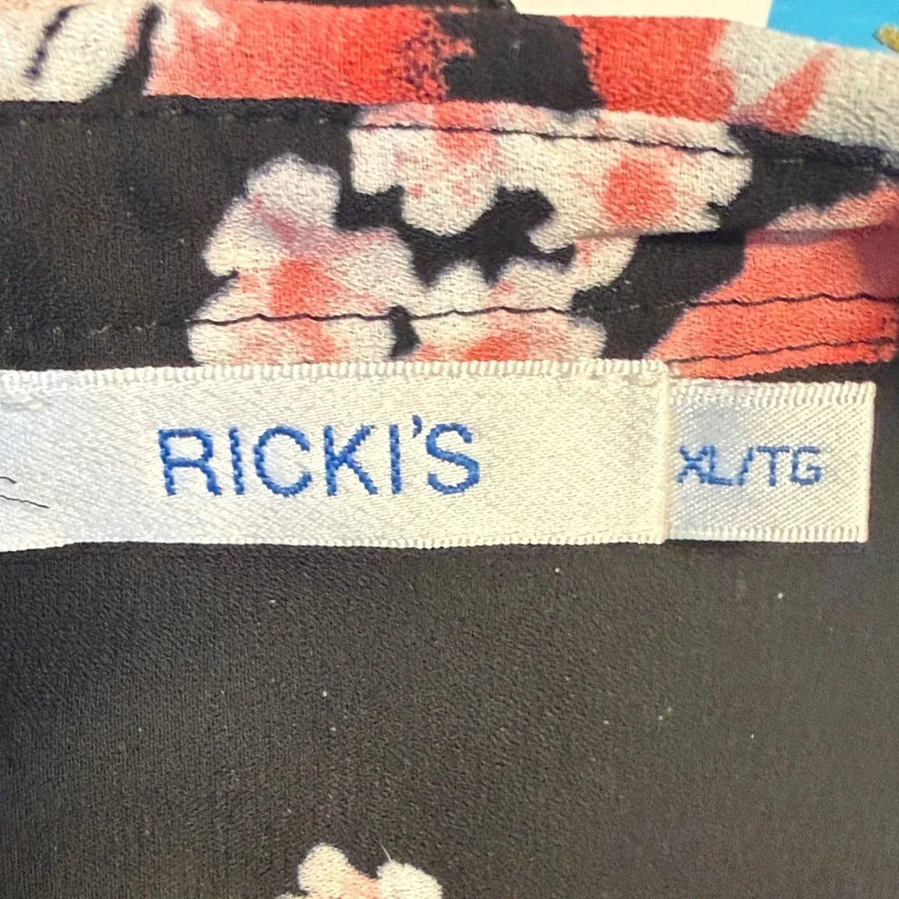 Ricki’s Black Floral Cold Shoulder Blouse – Women’s - Picture 2 of 4